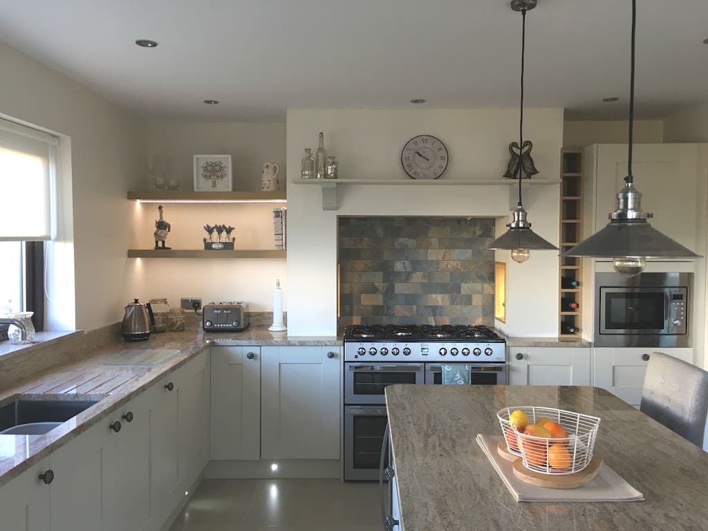 KGW Carpentry – Expert Carpenter in Swansea for Kitchens, Flooring & Custom Woodwork