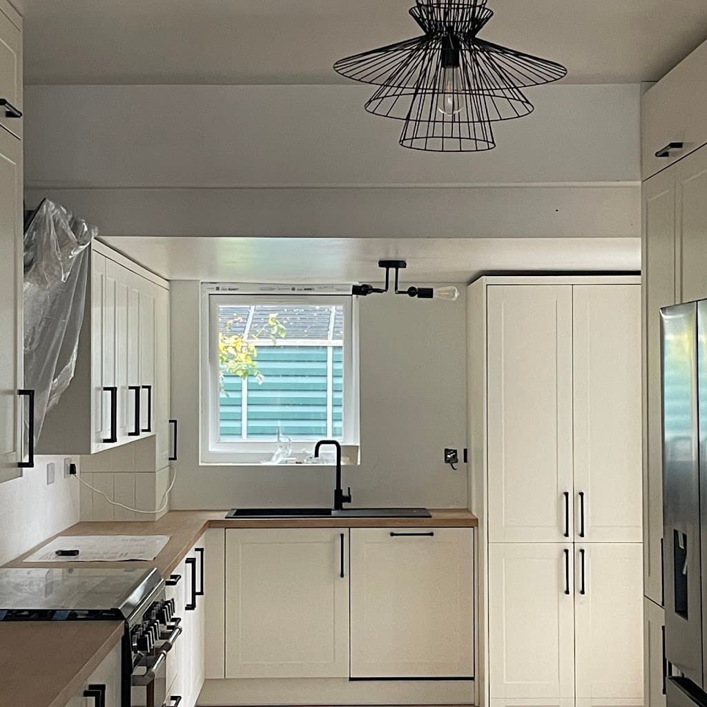 AZA Kitchen and Bedroom