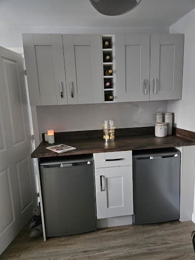 Kitchen Fitting Specialist Nottingham — Customer photo