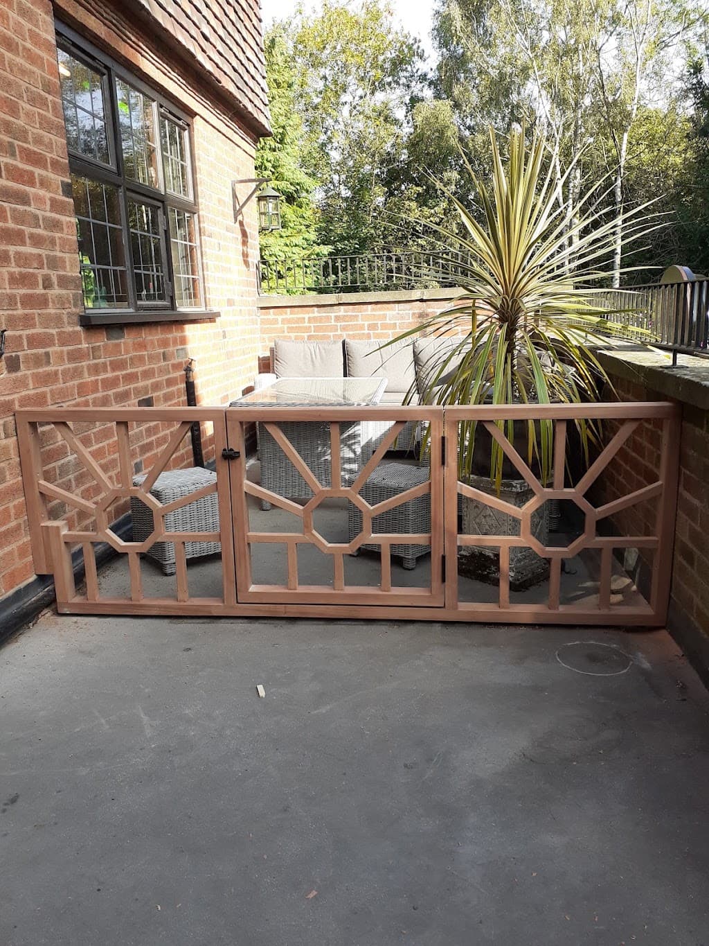 STEVE BAINES BESPOKE JOINERY